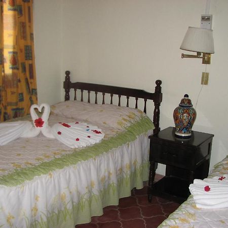 Bungalows El Delfin Rincon de Guayabitos Bagian luar foto